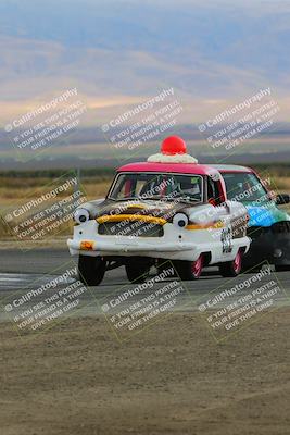 media/Sep-30-2023-24 Hours of Lemons (Sat) [[2c7df1e0b8]]/Track Photos/10am (Star Mazda)/